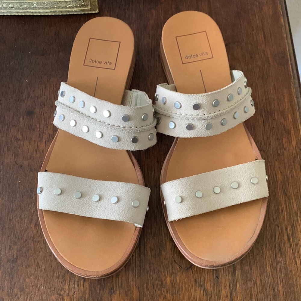 “Pacey Studded wedge” Dolce Vida Sandals